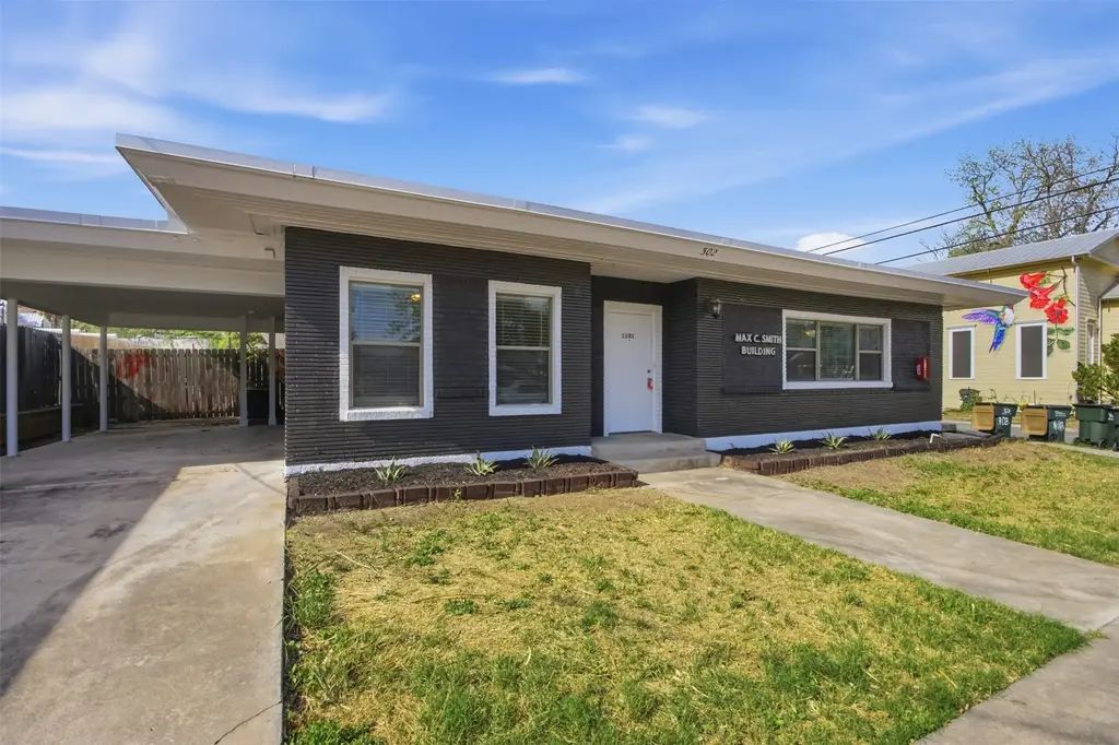 302 W San Antonio Street 101, San Marcos