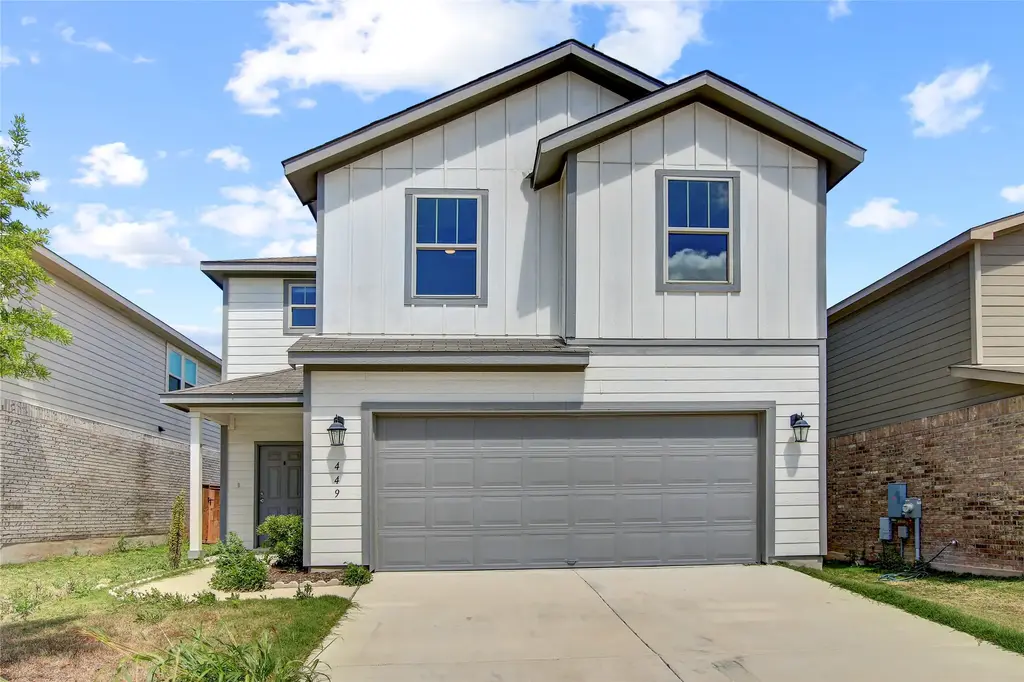 449 Stone Water Lane, Jarrell