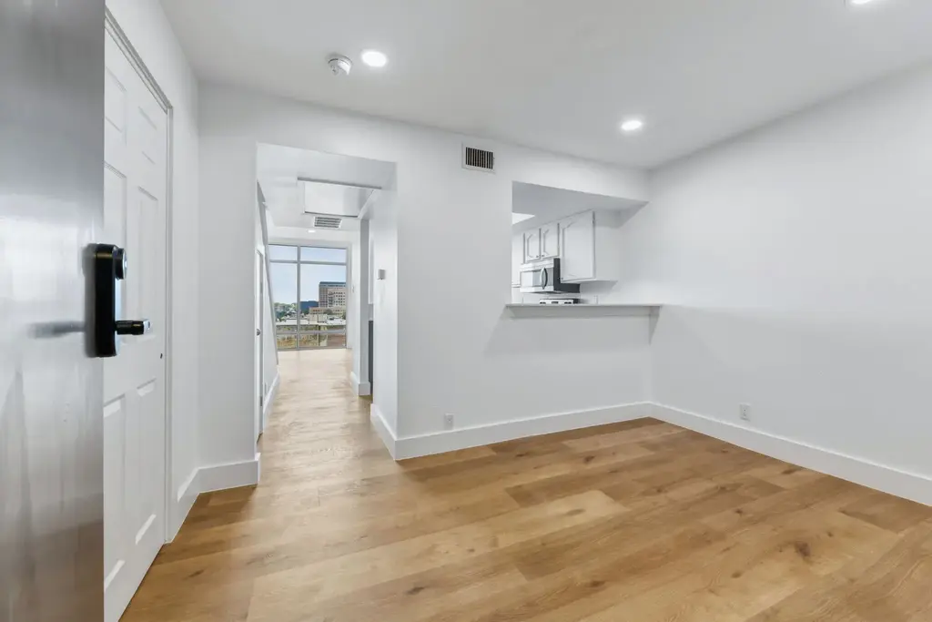 119 E 6th Street 703, Austin