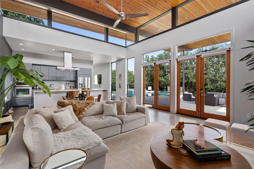 1302 Socorro Drive, Austin