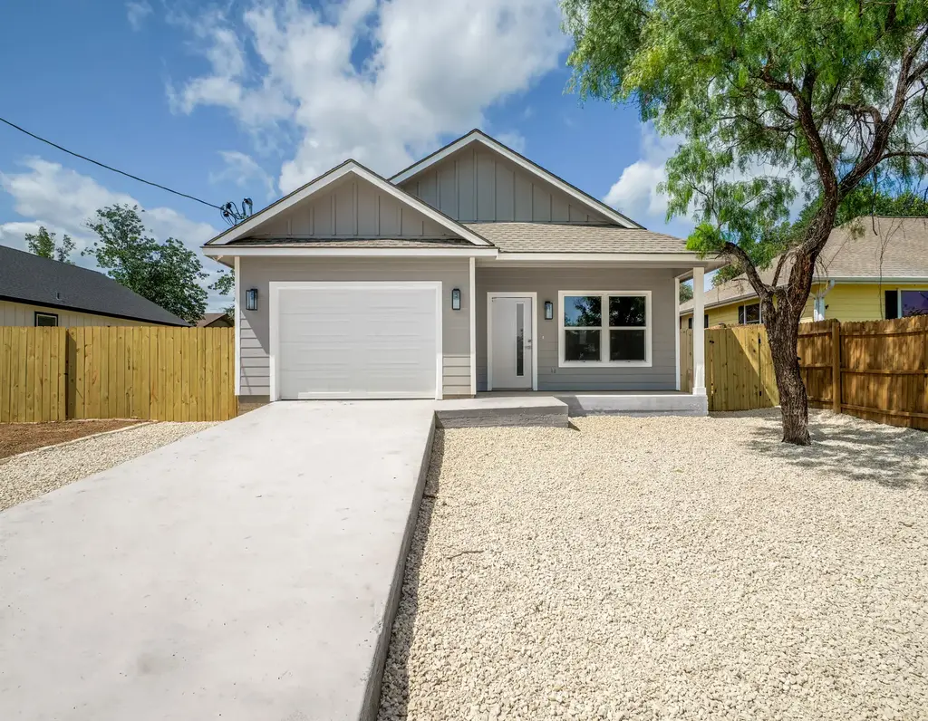 147 W Pine Drive, Granite Shoals