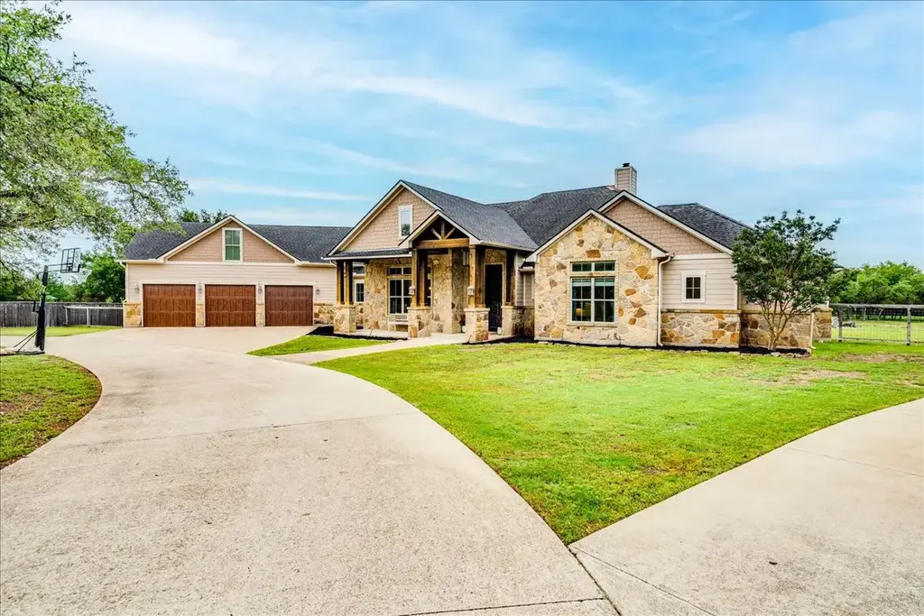 1006 Lone Star Drive, Cedar Park