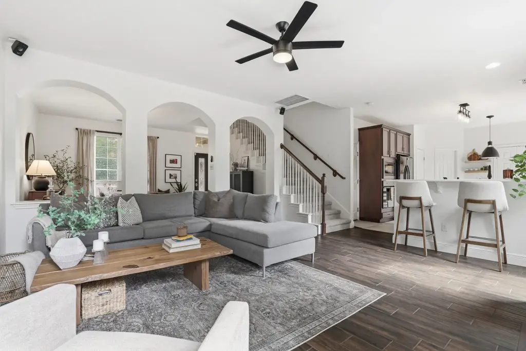 13625 Campesina Drive, Austin