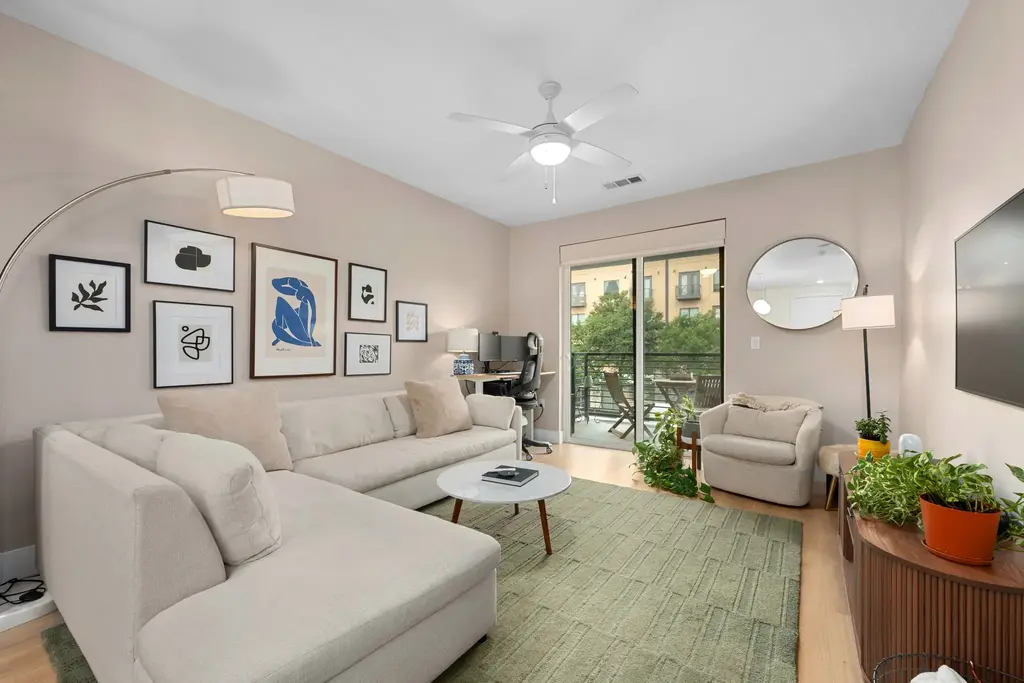1701 Simond Avenue 215, Austin