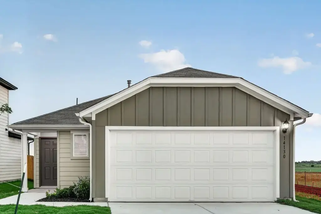 14130 Edna Maxine Walk, Del Valle