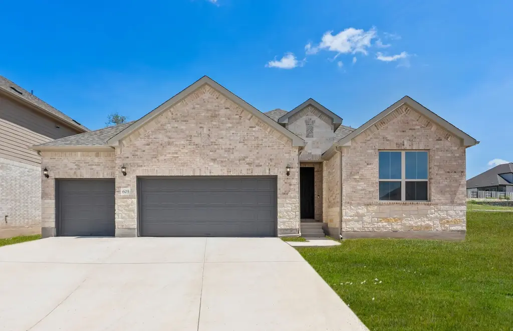 605 Ridge Point Drive, Georgetown
