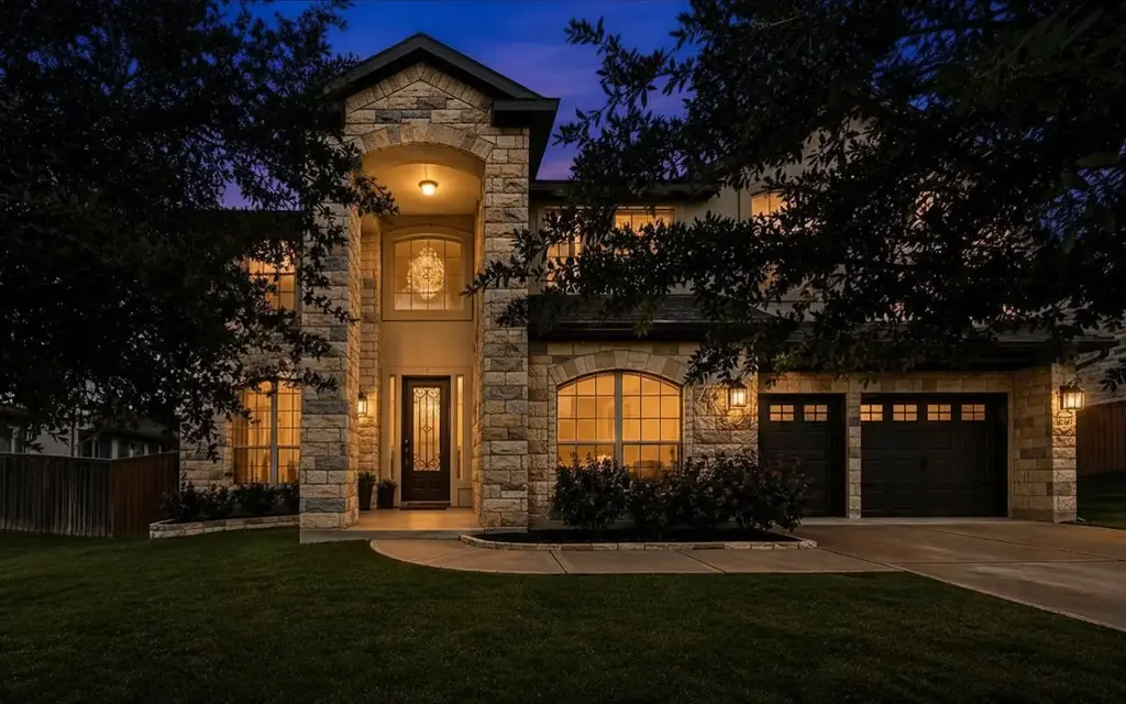 5404 Castana Bend, Bee Cave