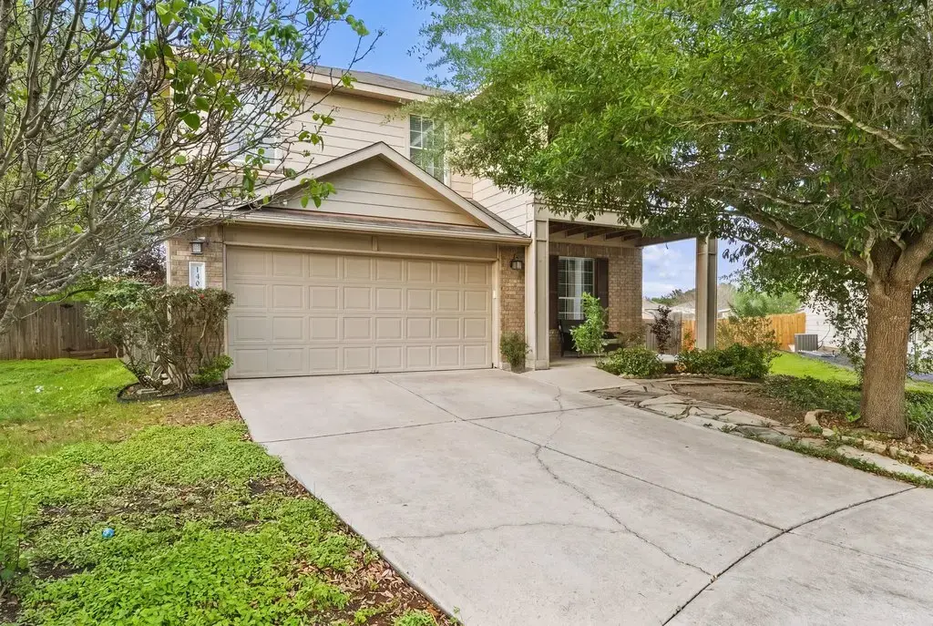 140 Wolfberry Path, Buda