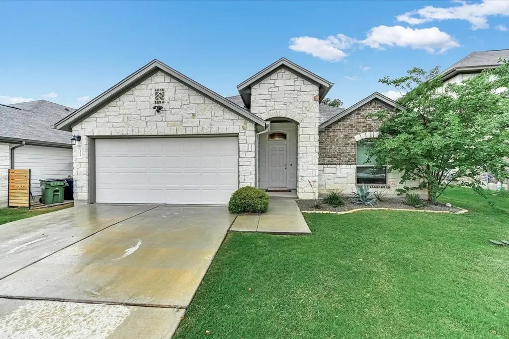132 Walkup Lane, Leander