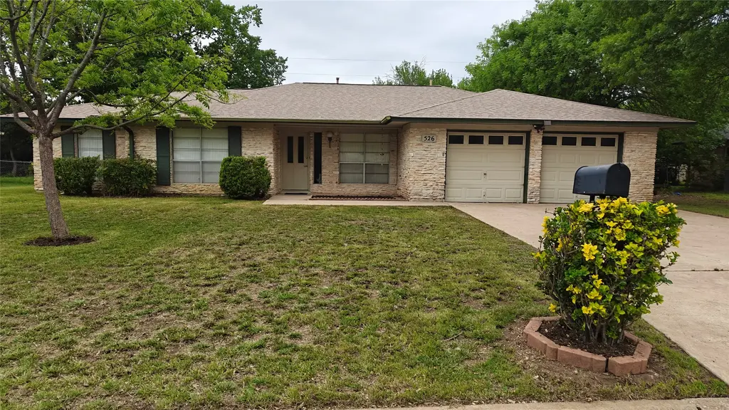 526 Dennis Drive, Round Rock