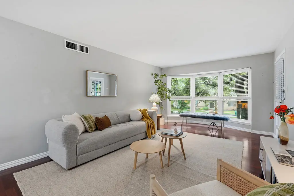 1210 Windsor Road 104, Austin