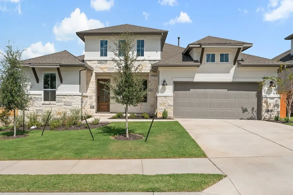 220 Smoke Signal Court, Liberty Hill