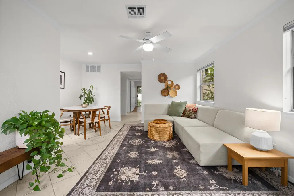 2104 Cullen Avenue 202, Austin