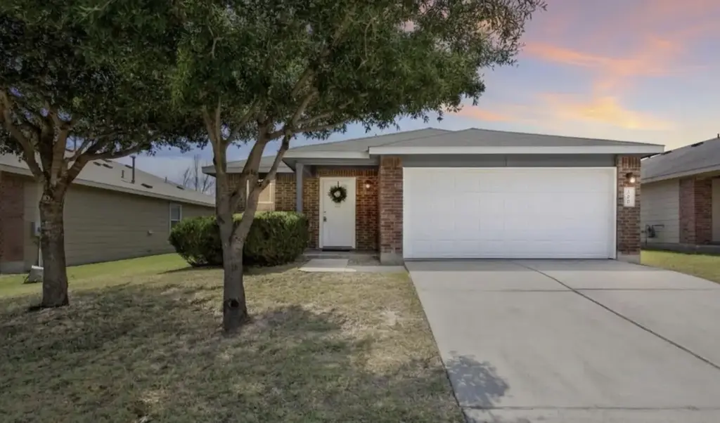 200 Firebush Way, Buda