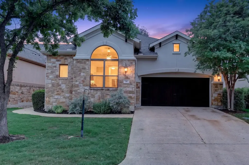 14 Prestonwood Circle, Lakeway