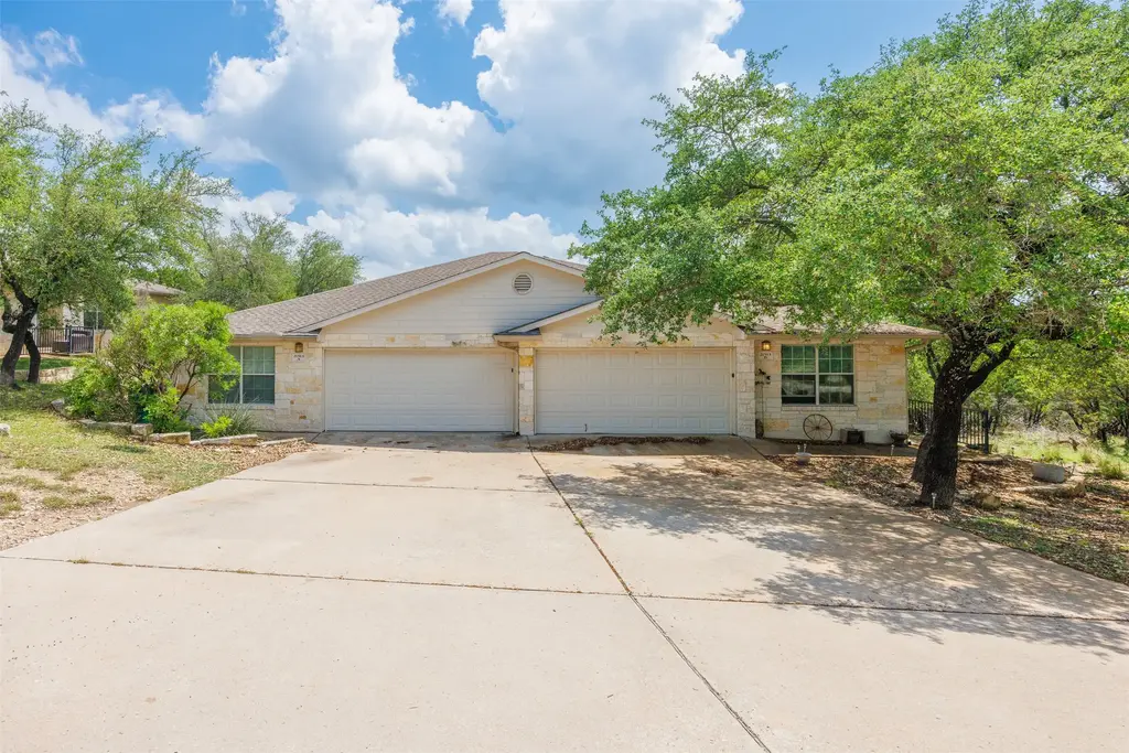 21513 Pershing Avenue A, Lago Vista