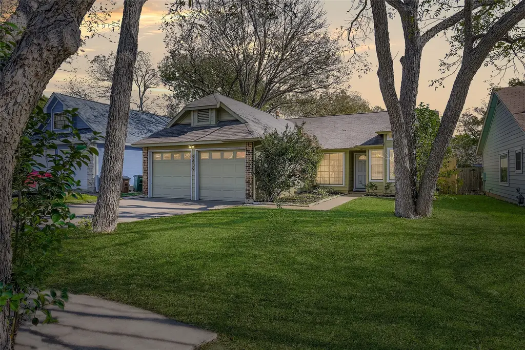 9839 Briar Ridge Drive, Austin