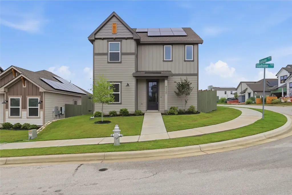 9320 Gladsome Path, Manor