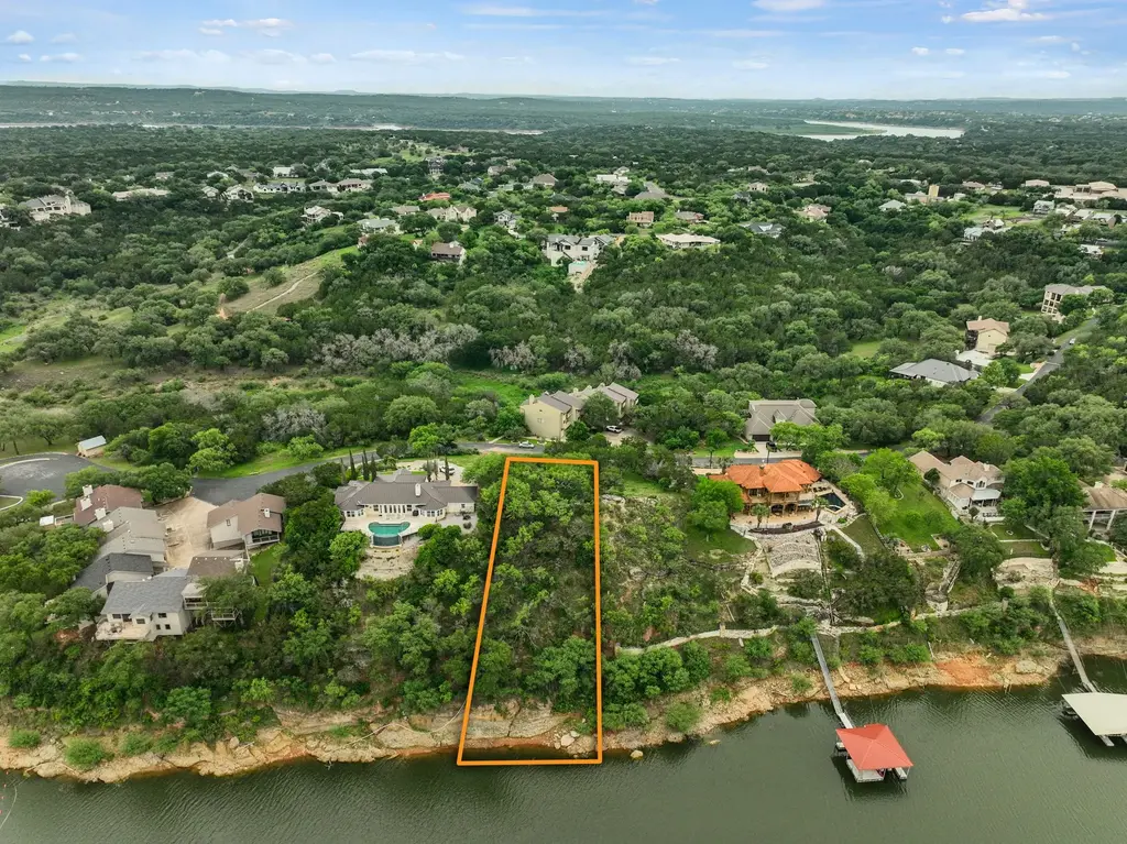 343 Harbor Drive, Spicewood