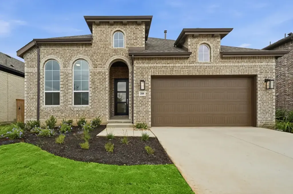 394 Jackson River Loop, Kyle