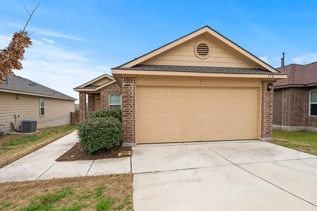 172 Lake Glen, San Marcos