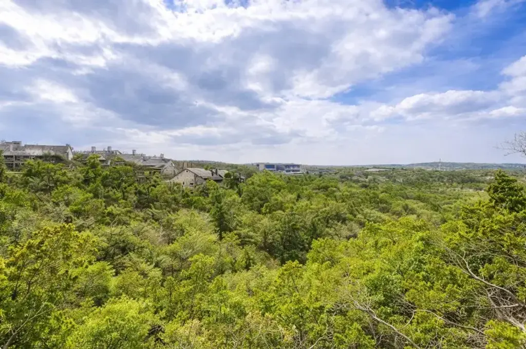 8200 Neely Drive 214, Austin