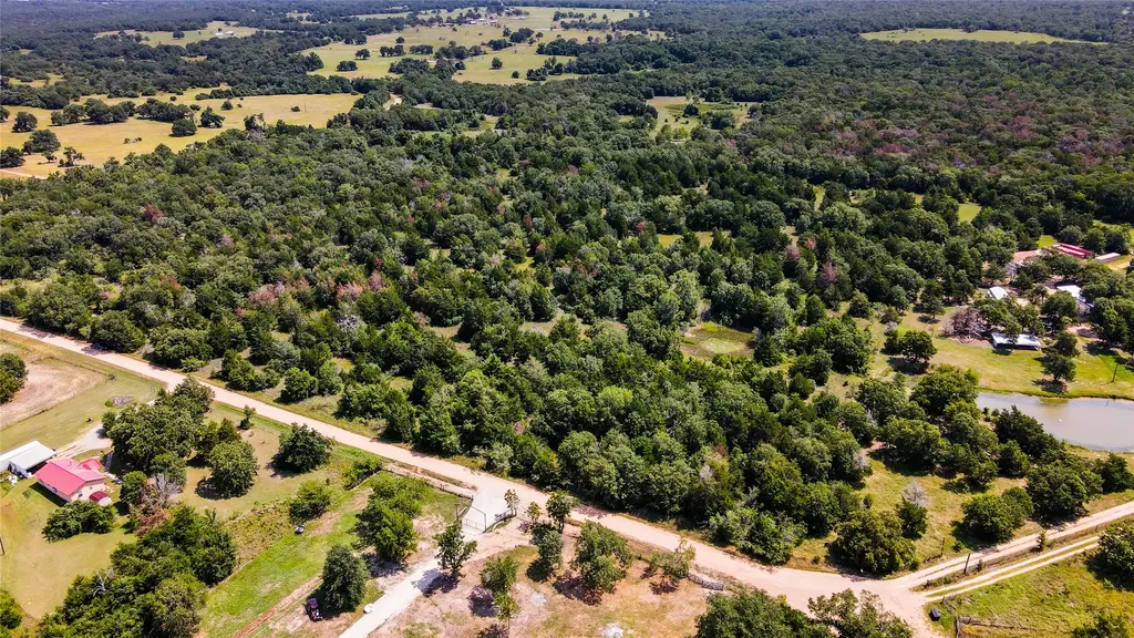 333 County Road 250a, Cameron