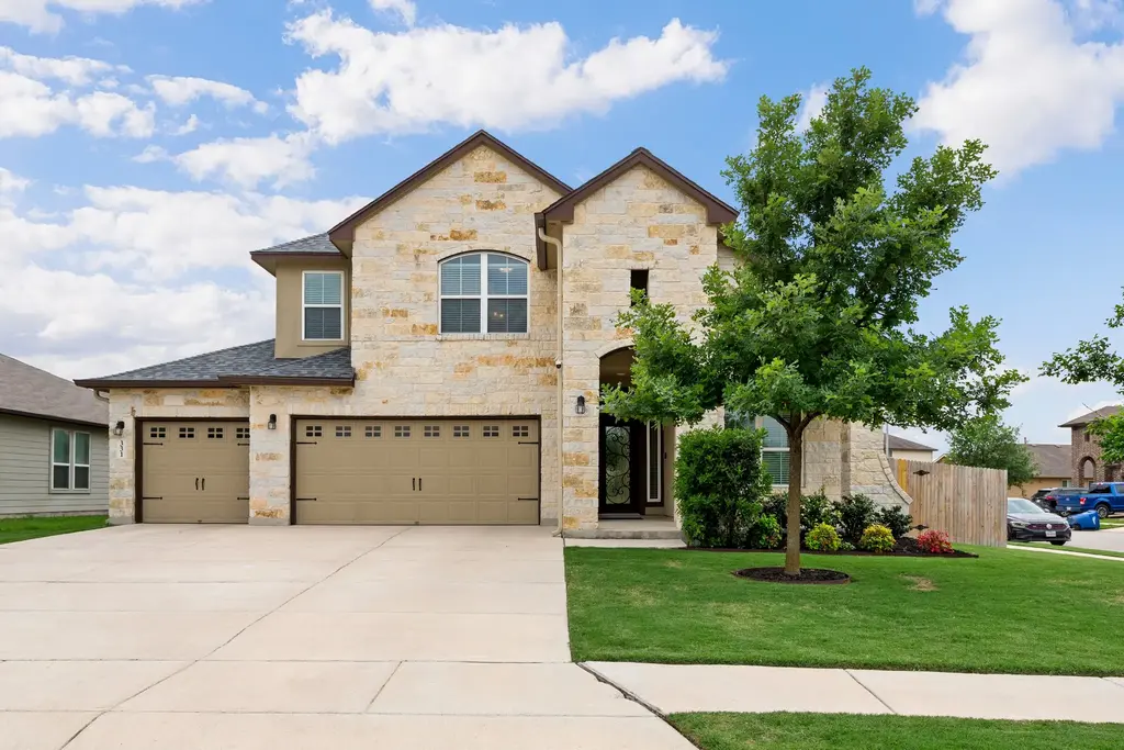 331 Limestone Creek, New Braunfels