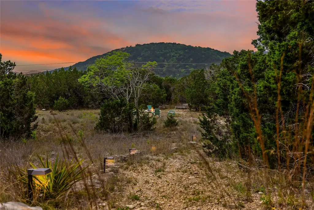 18725 Angel Mtn, Leander
