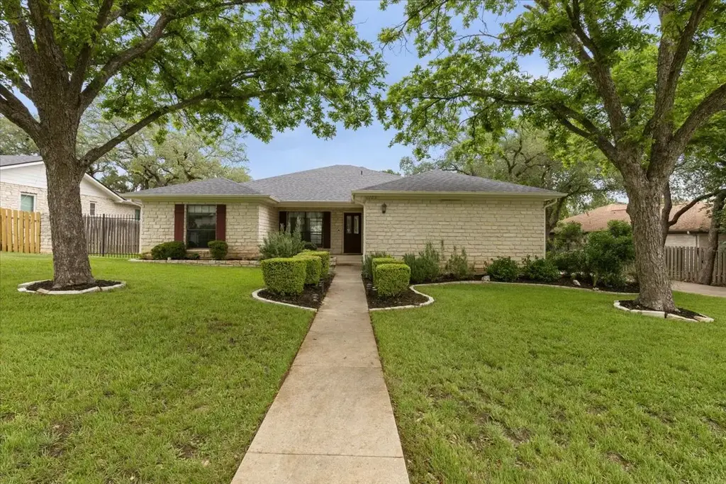 103 Ajuga Court, Lakeway