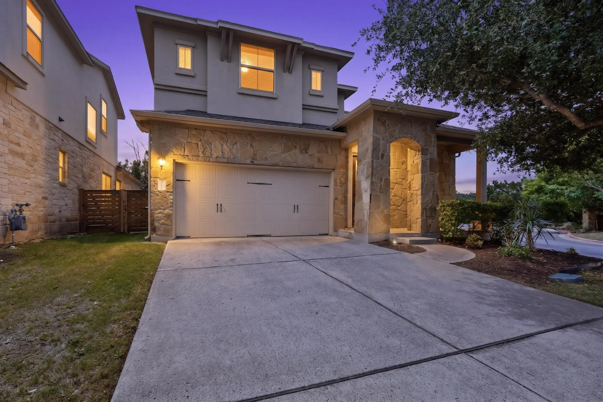 Photo of Listing #6853050