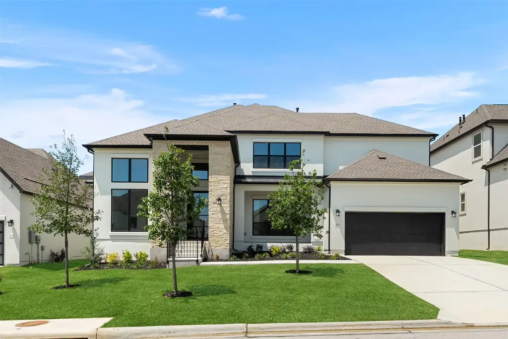1813 Lucera Bend, Leander