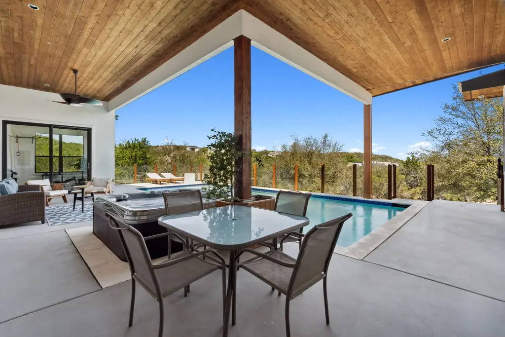 4800 Hidden Creek Lane, Spicewood