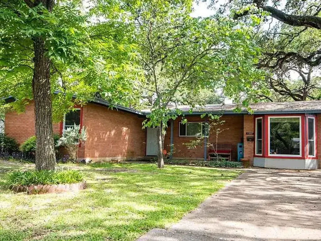 1207 Fieldcrest Drive, Austin