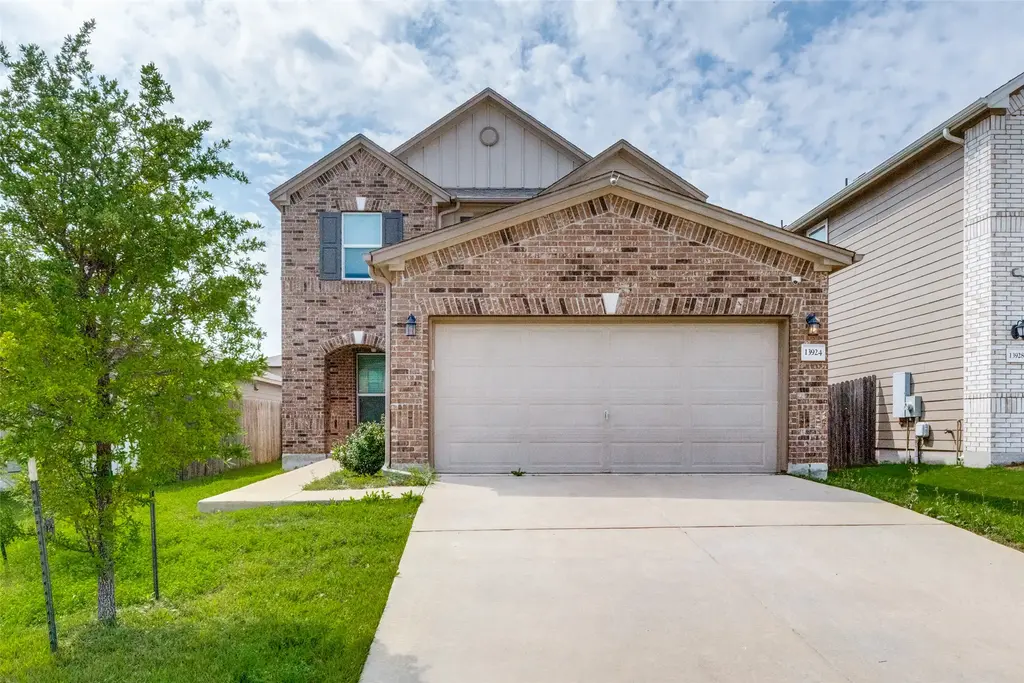 13924 Inaugural Street, Manor