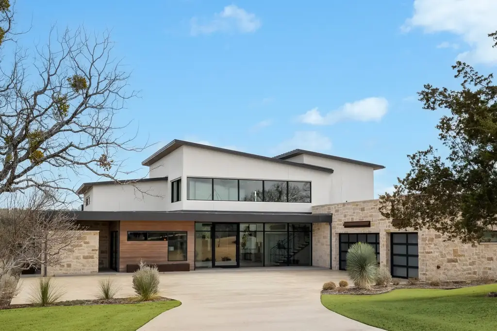 814 The Trails Parkway, Horseshoe Bay