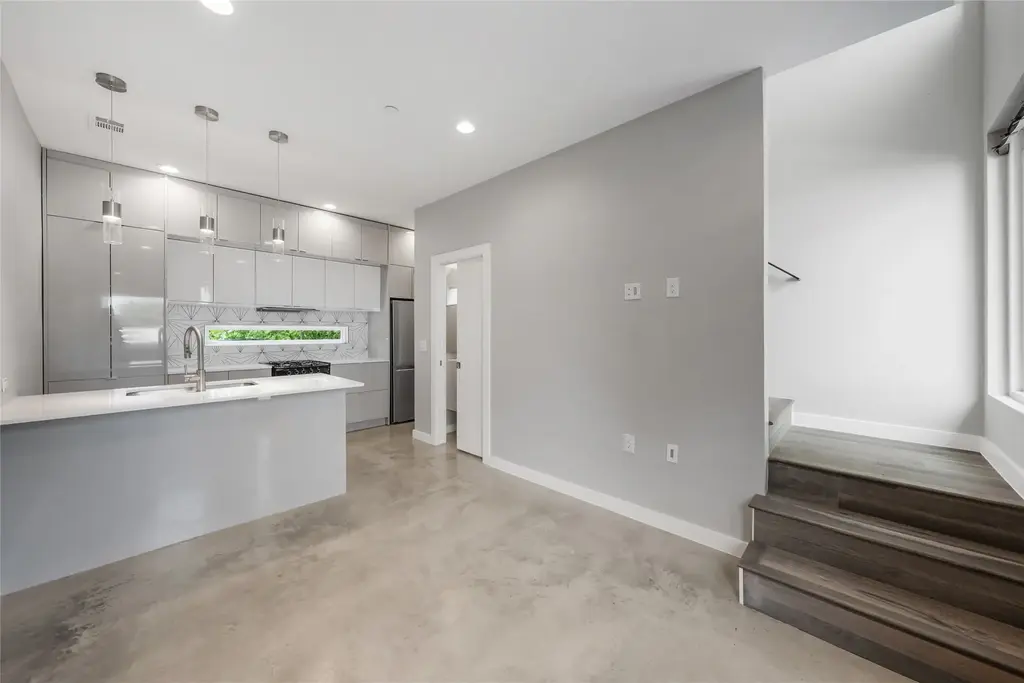 2108 Tillery Street 16, Austin