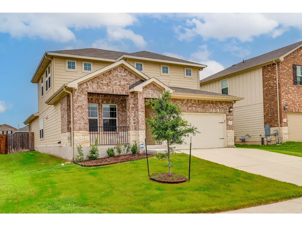 111 Grapefruit Road, Hutto