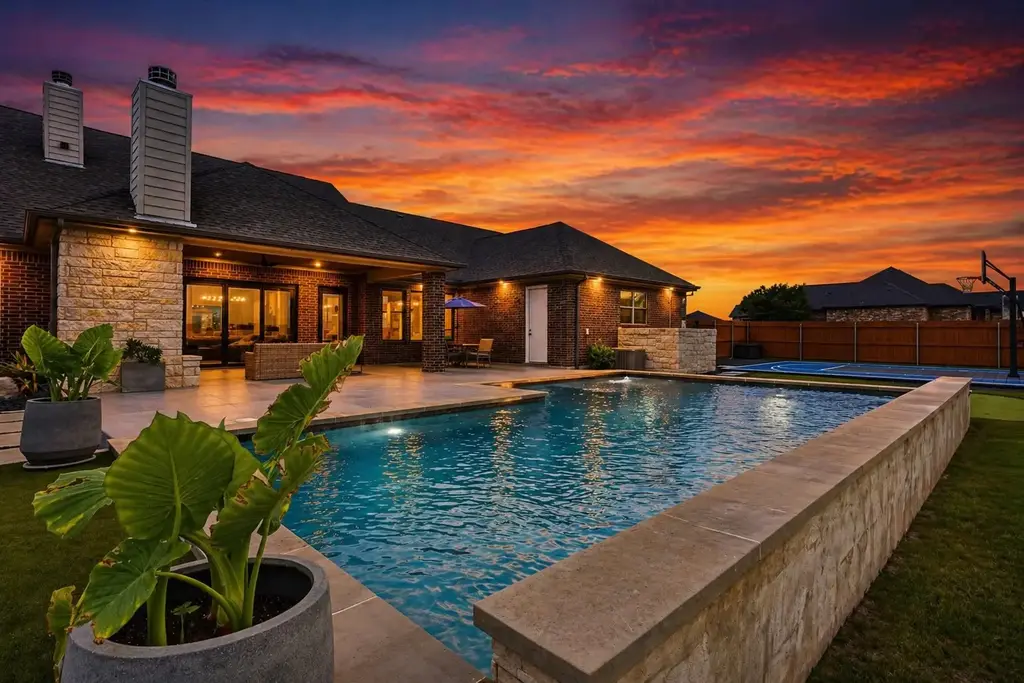 11072 La Paloma Loop E, Salado