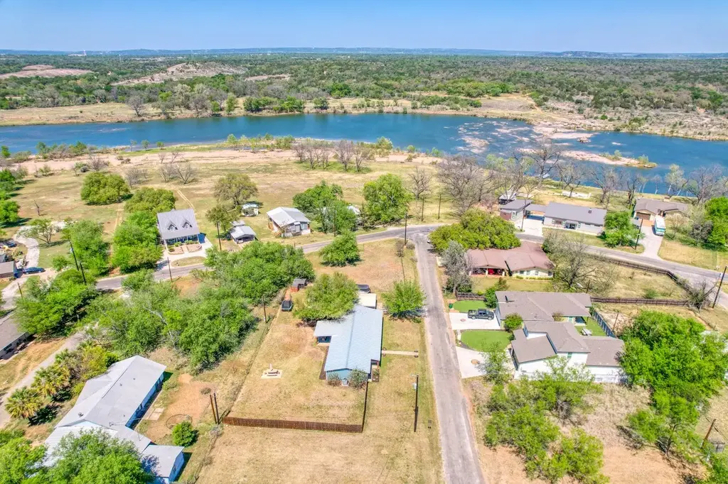874 Pine Lane, Cottonwood Shores