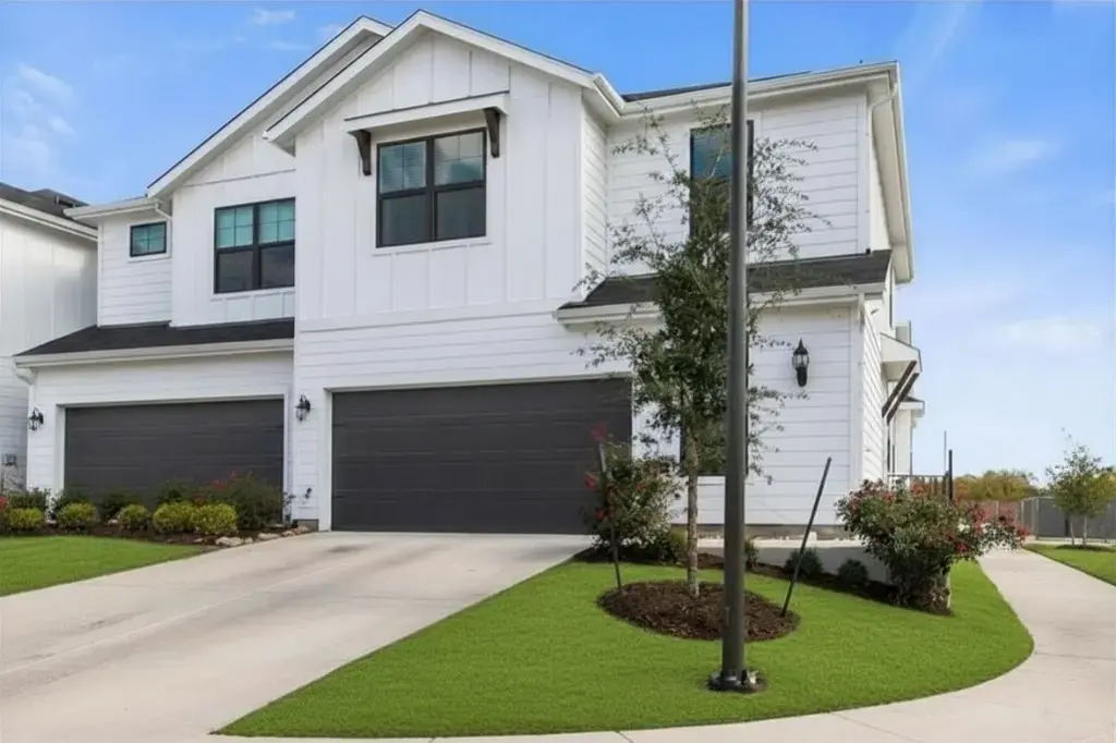 135 Amber Fields Trail C, Buda