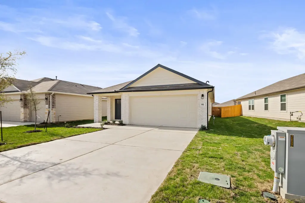 145 Globe Mallow Circle, Kyle
