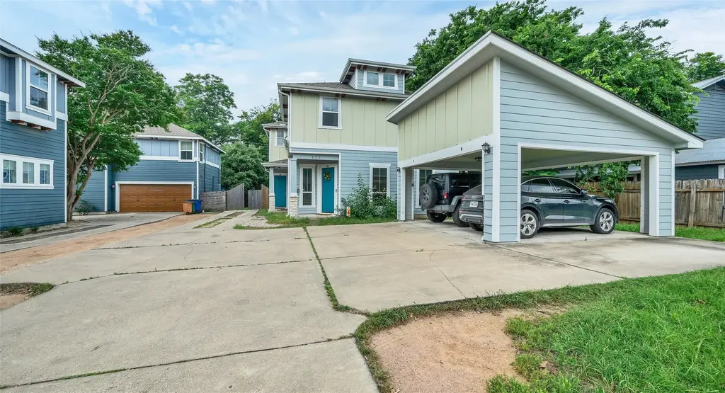 507 W North Loop Boulevard A, Austin