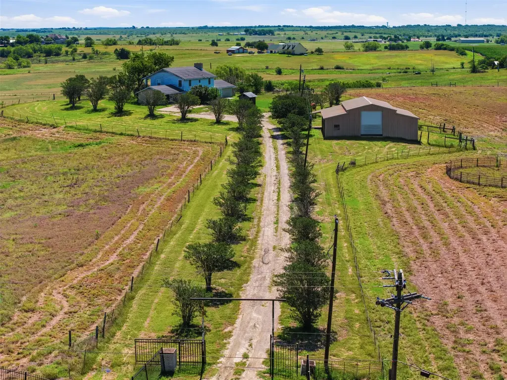 1151 County Road 458, Coupland