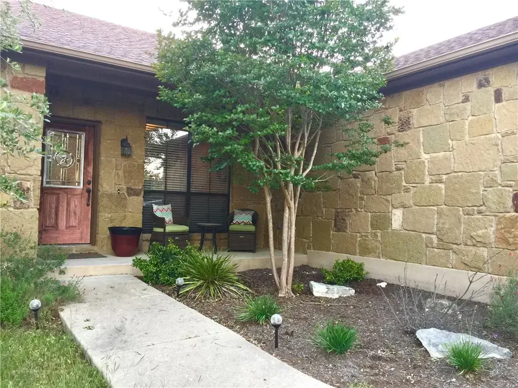 10052 Janet Loop, Dripping Springs