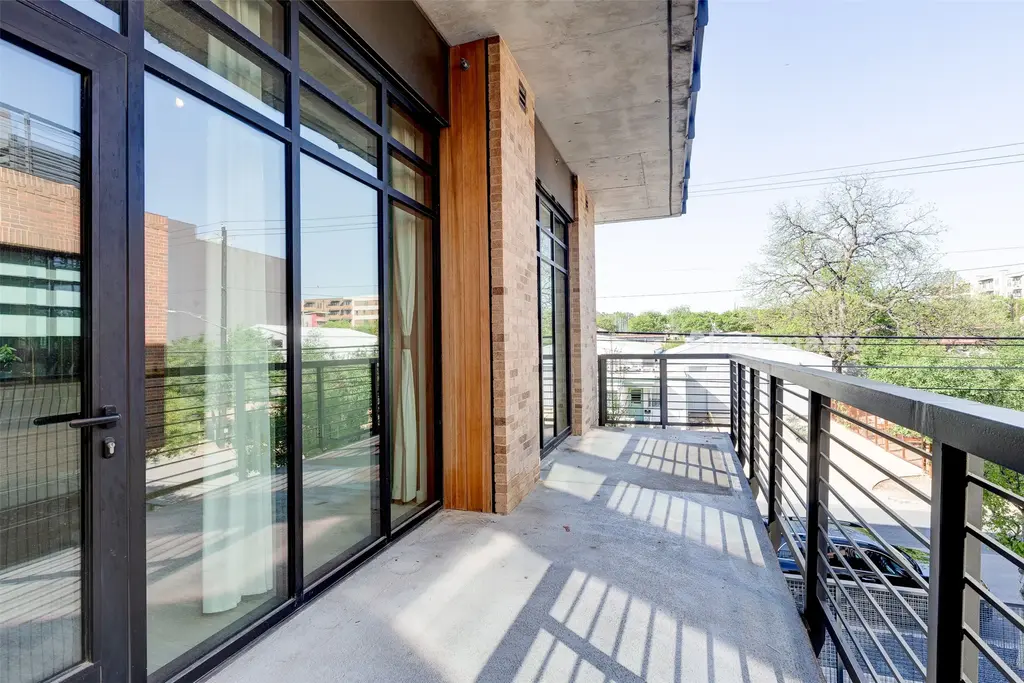 1501 E 4th Street 202, Austin