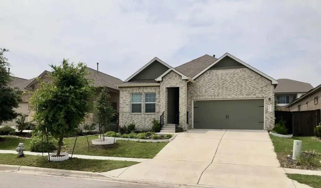 1621 Brueggerhoff Road, Leander