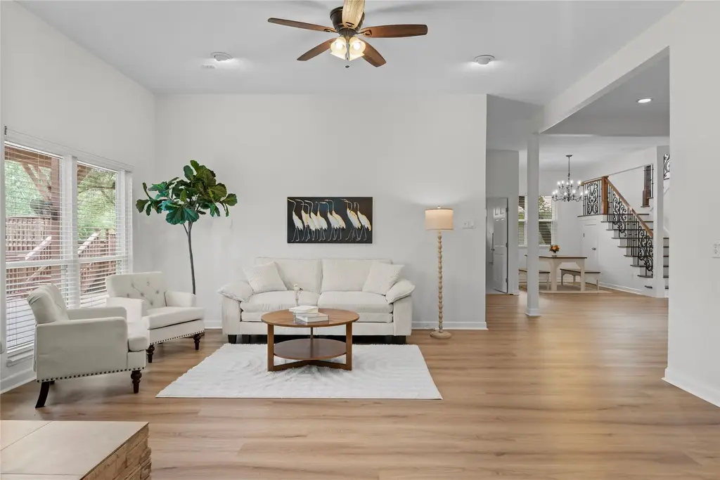 301 Crane Street, Austin
