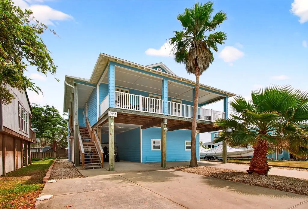 1035 Sea Secret Street, Port Aransas