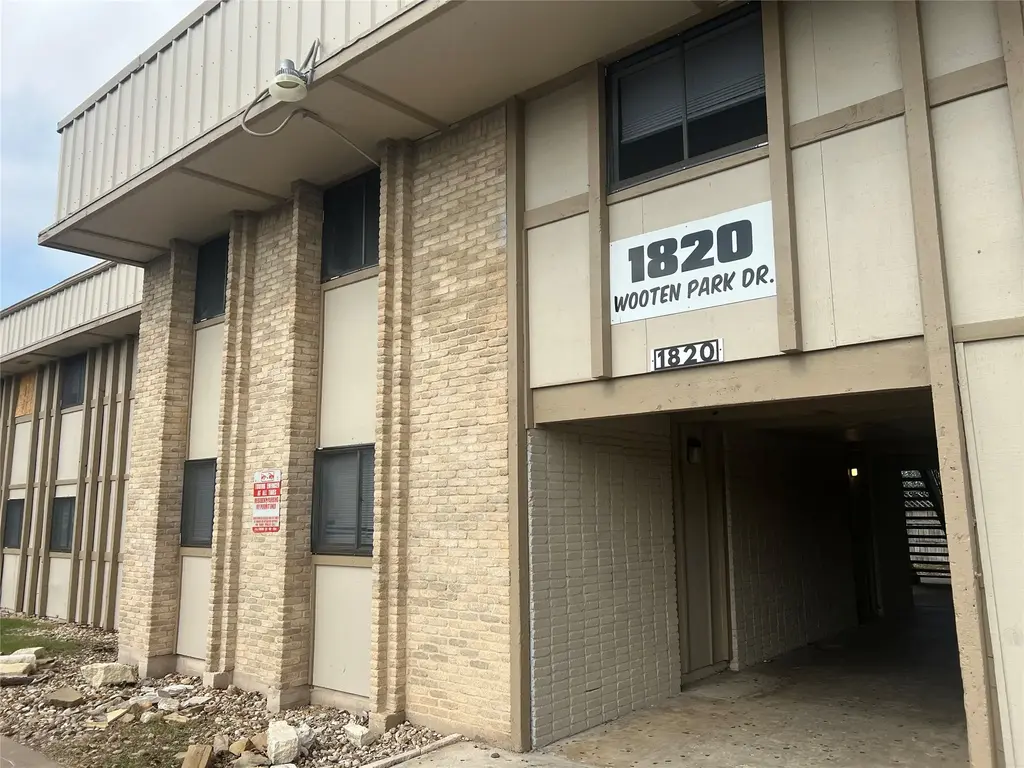 1820 Wooten Park Drive 104, Austin